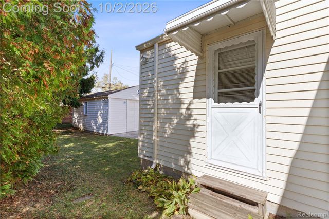 3876 20th Street, Wyandotte, MI 48192