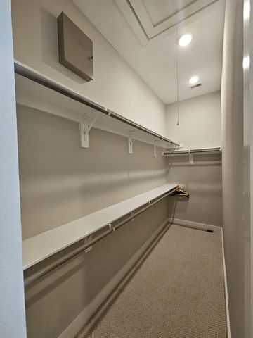 7710 Kivu Ln, Houston, TX 77055