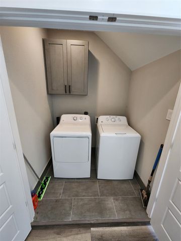 7710 Kivu Ln, Houston, TX 77055