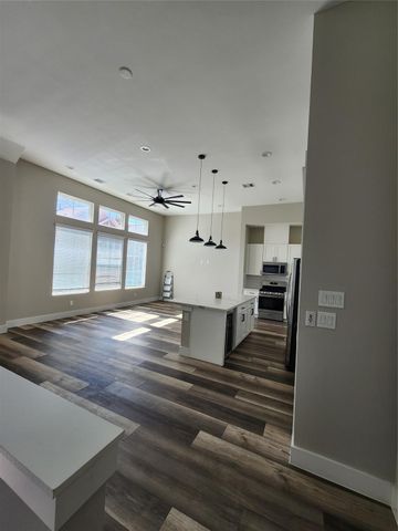 7710 Kivu Ln, Houston, TX 77055