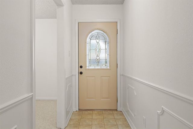 121 Maple Street, Lake Jackson, TX 77566