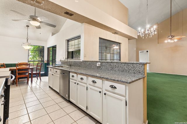 3801 HUNTERS GLN, Schertz, TX 78108