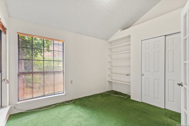 3801 HUNTERS GLN, Schertz, TX 78108