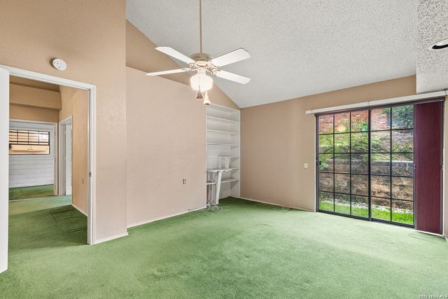 3801 HUNTERS GLN, Schertz, TX 78108