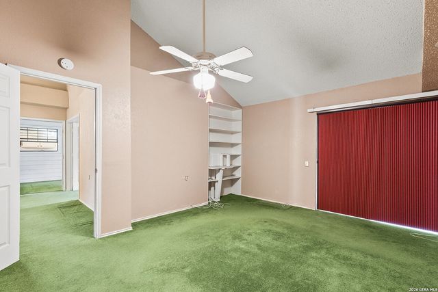3801 HUNTERS GLN, Schertz, TX 78108