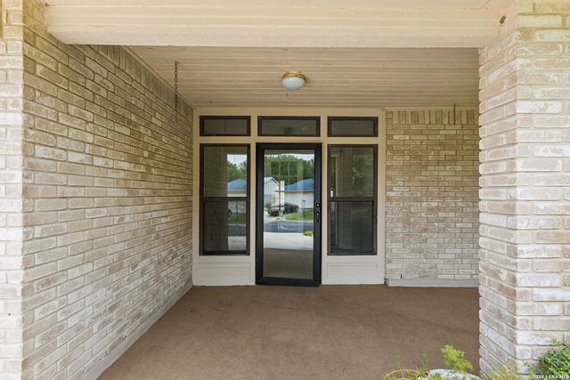 3801 HUNTERS GLN, Schertz, TX 78108
