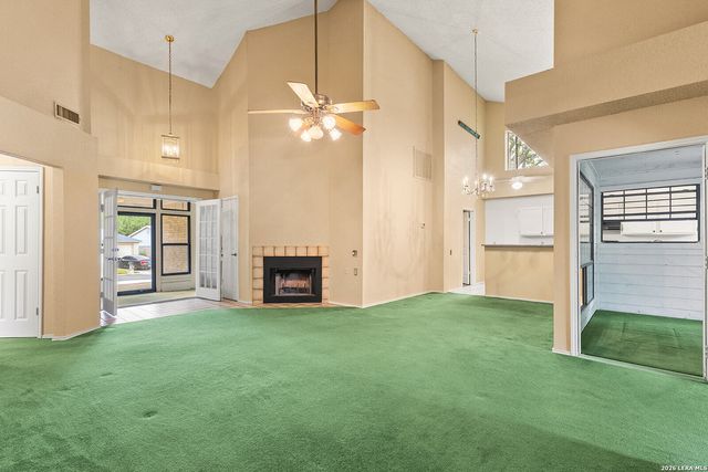 3801 HUNTERS GLN, Schertz, TX 78108