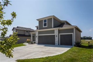 18991 W 169th Place, Olathe, KS 66062