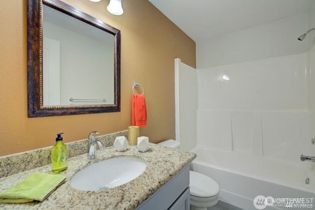 9837 Rainier Avenue S, Seattle, WA 98118