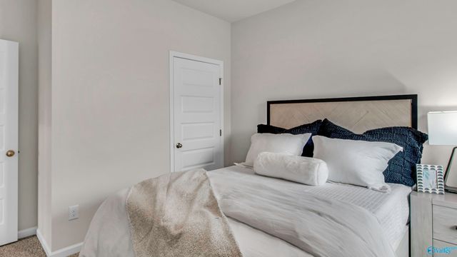 60 Aurora Circle, Fayetteville, TN 37334