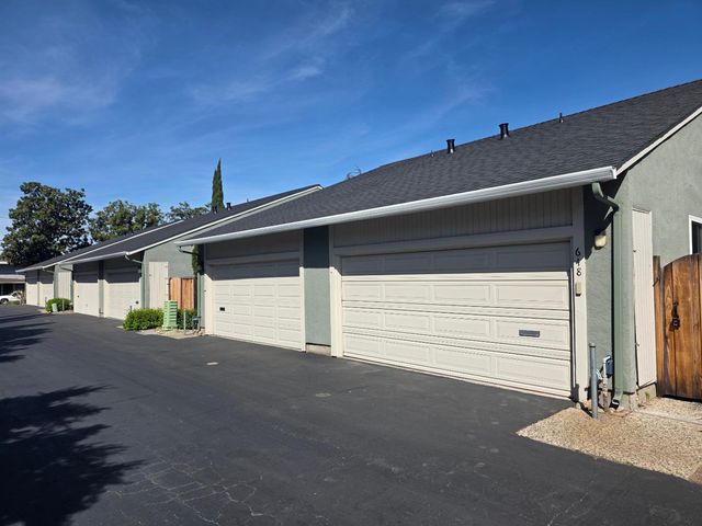 648 W Sunnyoaks Avenue, Campbell, CA 95008