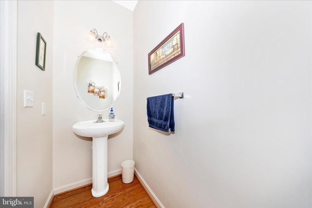 Image 27 of property listing at 4739 ELMER DERR RD, Frederick, MD 21703