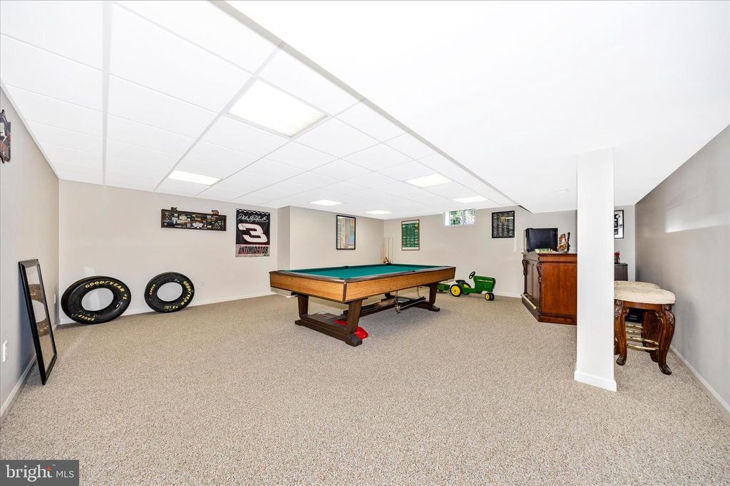Image 32 of property listing at 4739 ELMER DERR RD, Frederick, MD 21703
