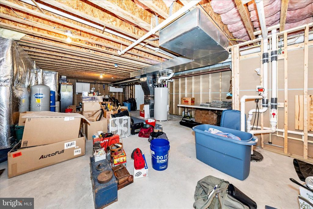 Image 35 of property listing at 4739 ELMER DERR RD, Frederick, MD 21703
