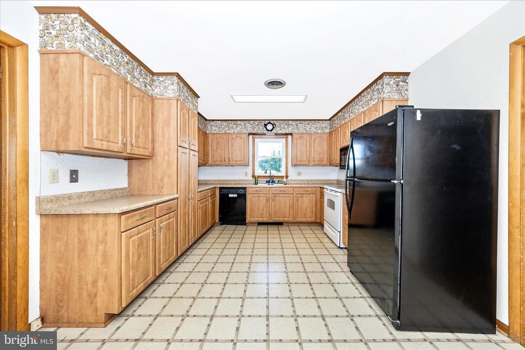 Image 57 of property listing at 4739 ELMER DERR RD, Frederick, MD 21703