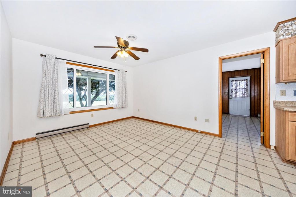 Image 58 of property listing at 4739 ELMER DERR RD, Frederick, MD 21703