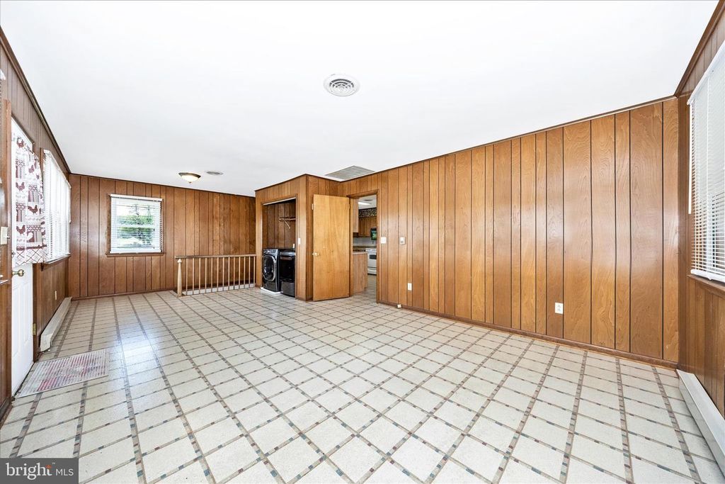 Image 59 of property listing at 4739 ELMER DERR RD, Frederick, MD 21703
