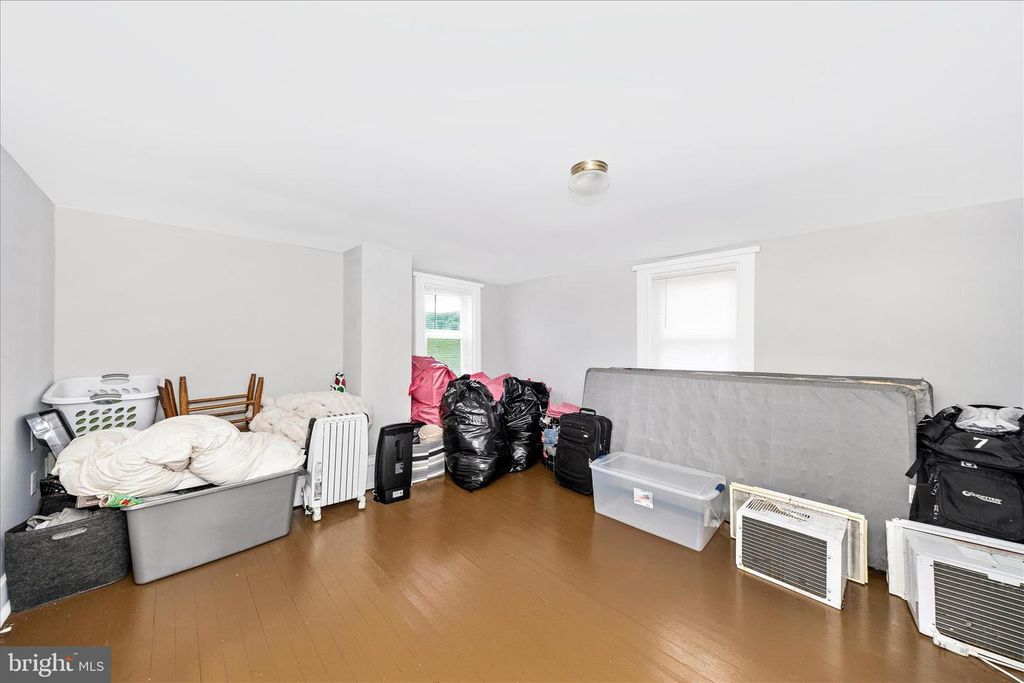 Image 86 of property listing at 4739 ELMER DERR RD, Frederick, MD 21703
