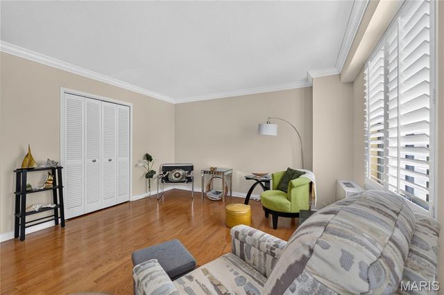 900 S Hanley Road 4C, Clayton, MO 63105