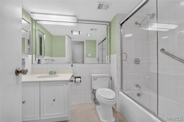 900 S Hanley Road 4C, Clayton, MO 63105