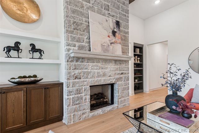 2325 E 134th Circle, Bixby, OK 74008