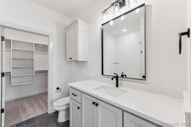 2325 E 134th Circle, Bixby, OK 74008