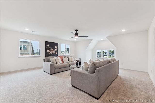 2325 E 134th Circle, Bixby, OK 74008