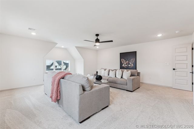 2325 E 134th Circle, Bixby, OK 74008