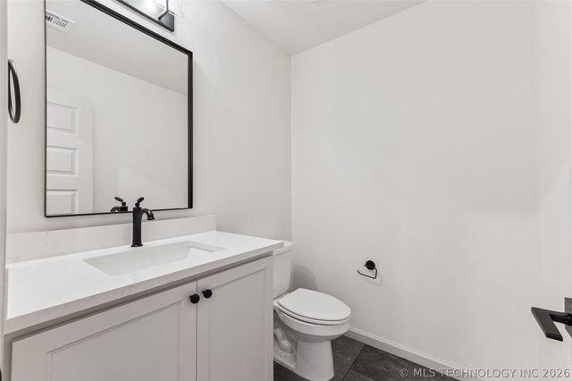 2325 E 134th Circle, Bixby, OK 74008