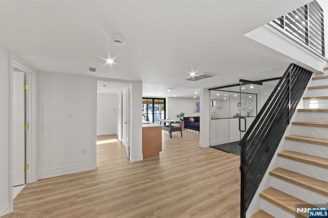 580 Nordhoff Drive, Leonia, NJ 07605