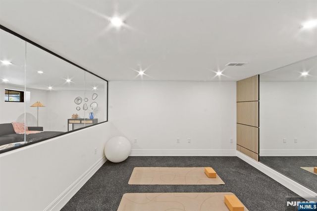 580 Nordhoff Drive, Leonia, NJ 07605