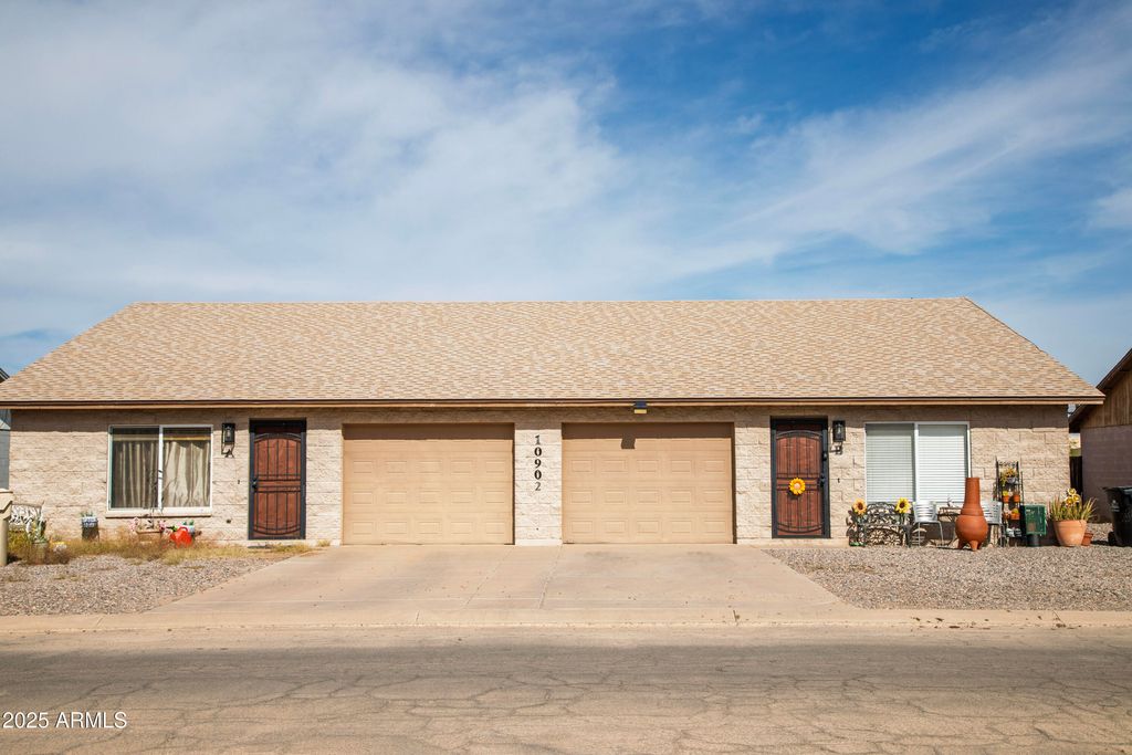 10902 W CAROUSEL Drive, Arizona City, AZ 85123