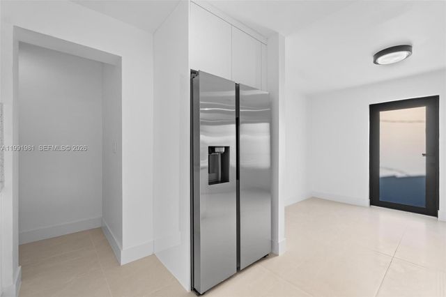 7570 Venetian St, Miramar, FL 33023