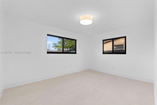 7570 Venetian St, Miramar, FL 33023