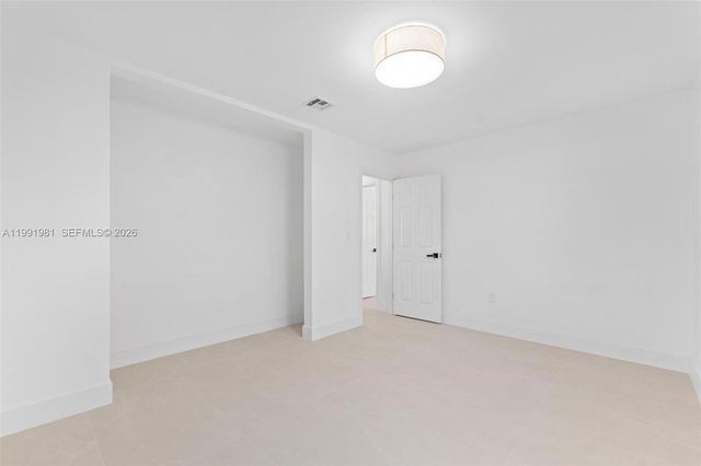 7570 Venetian St, Miramar, FL 33023