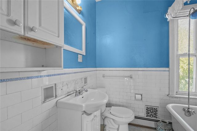 98 Andem Street, Providence, RI 02909