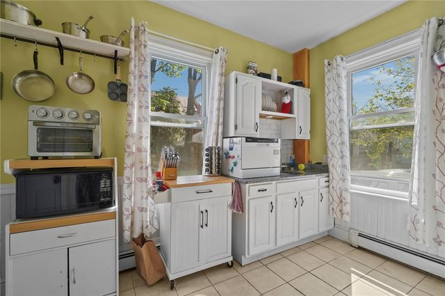 98 Andem Street, Providence, RI 02909