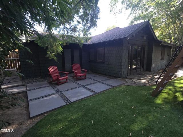126 N Meridith Avenue, Pasadena, CA 91106
