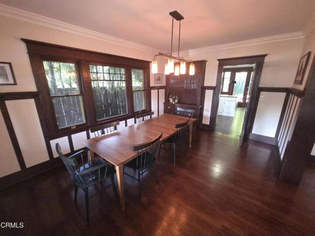 126 N Meridith Avenue, Pasadena, CA 91106