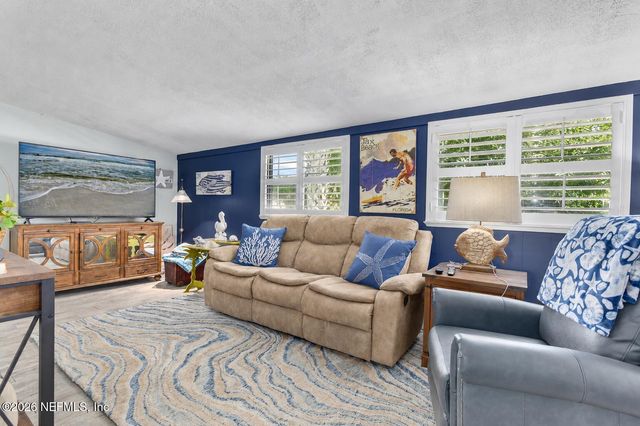 1215 15TH Avenue N, Jacksonville Beach, FL 32250