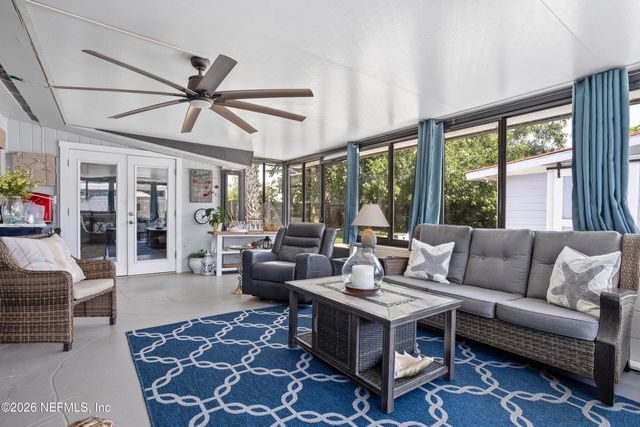 1215 15TH Avenue N, Jacksonville Beach, FL 32250