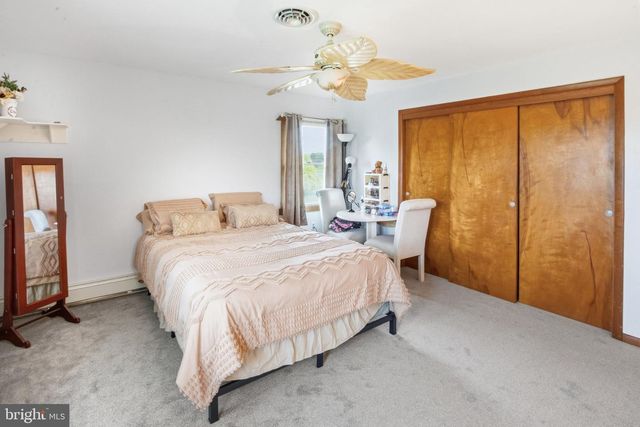 25399 MOUNT PLEASANT RD, Columbus, NJ 08022