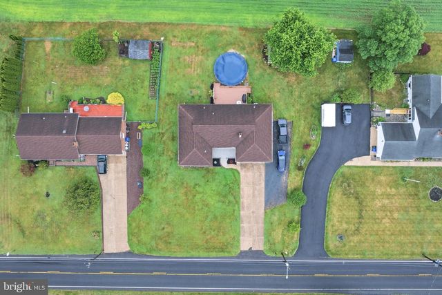 25399 MOUNT PLEASANT RD, Columbus, NJ 08022