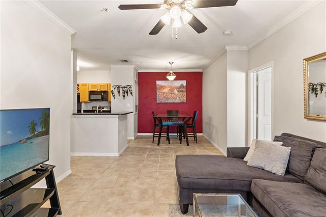 5000 CULBREATH KEY WAY 4-204, Tampa, FL 33611