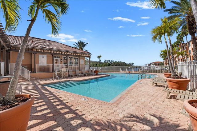 5000 CULBREATH KEY WAY 4-204, Tampa, FL 33611