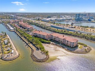 5000 CULBREATH KEY WAY 4-204, Tampa, FL 33611