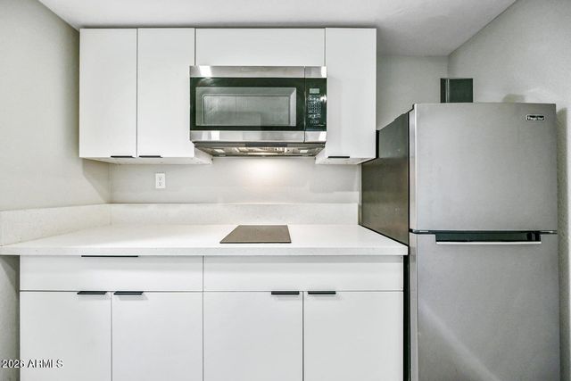 3025 N 32nd Street Apt 13, Phoenix, AZ 85018