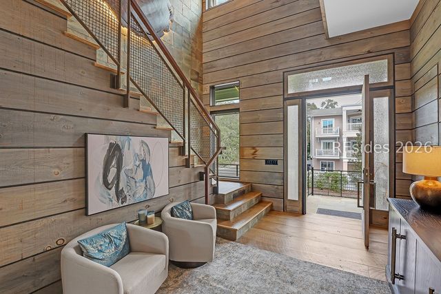 9 Bayberry Ln, Hilton Head Island, SC 29928