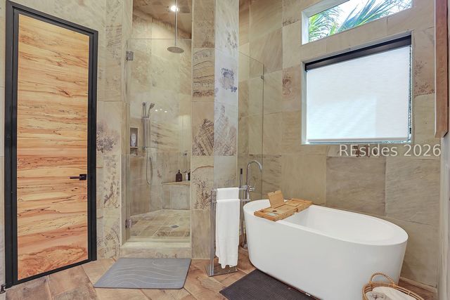 9 Bayberry Ln, Hilton Head Island, SC 29928