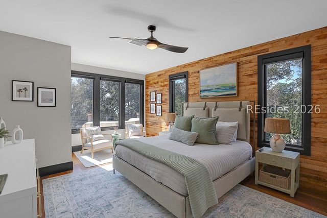 9 Bayberry Ln, Hilton Head Island, SC 29928